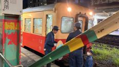 70110-1.jpg