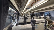 76389-2.jpg
