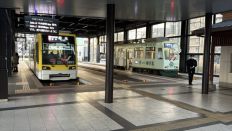 77009-1.jpg