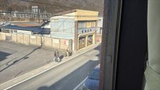 77439-3.jpg
